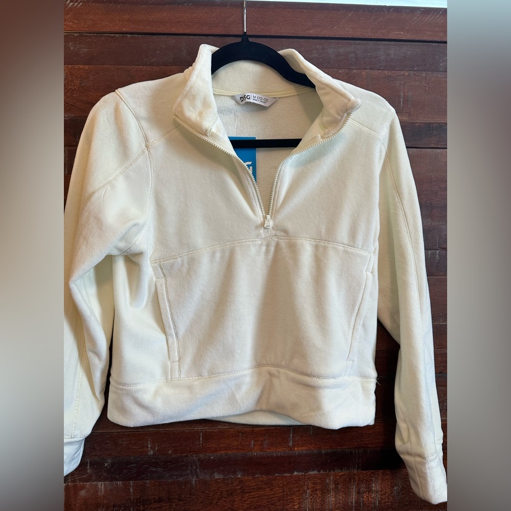 DSG Pale Yellow Velour Pullover
